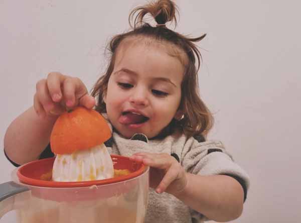 Attivita creative al nido